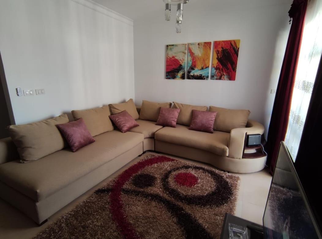 Apartment Madinty View: Family-friendly Air-conditioned Madinaty