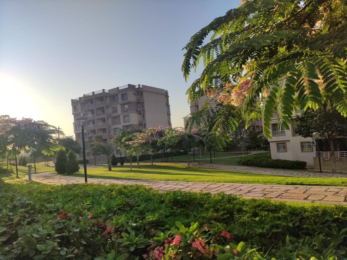 Apartment Madinty View: Family-friendly Air-conditioned *