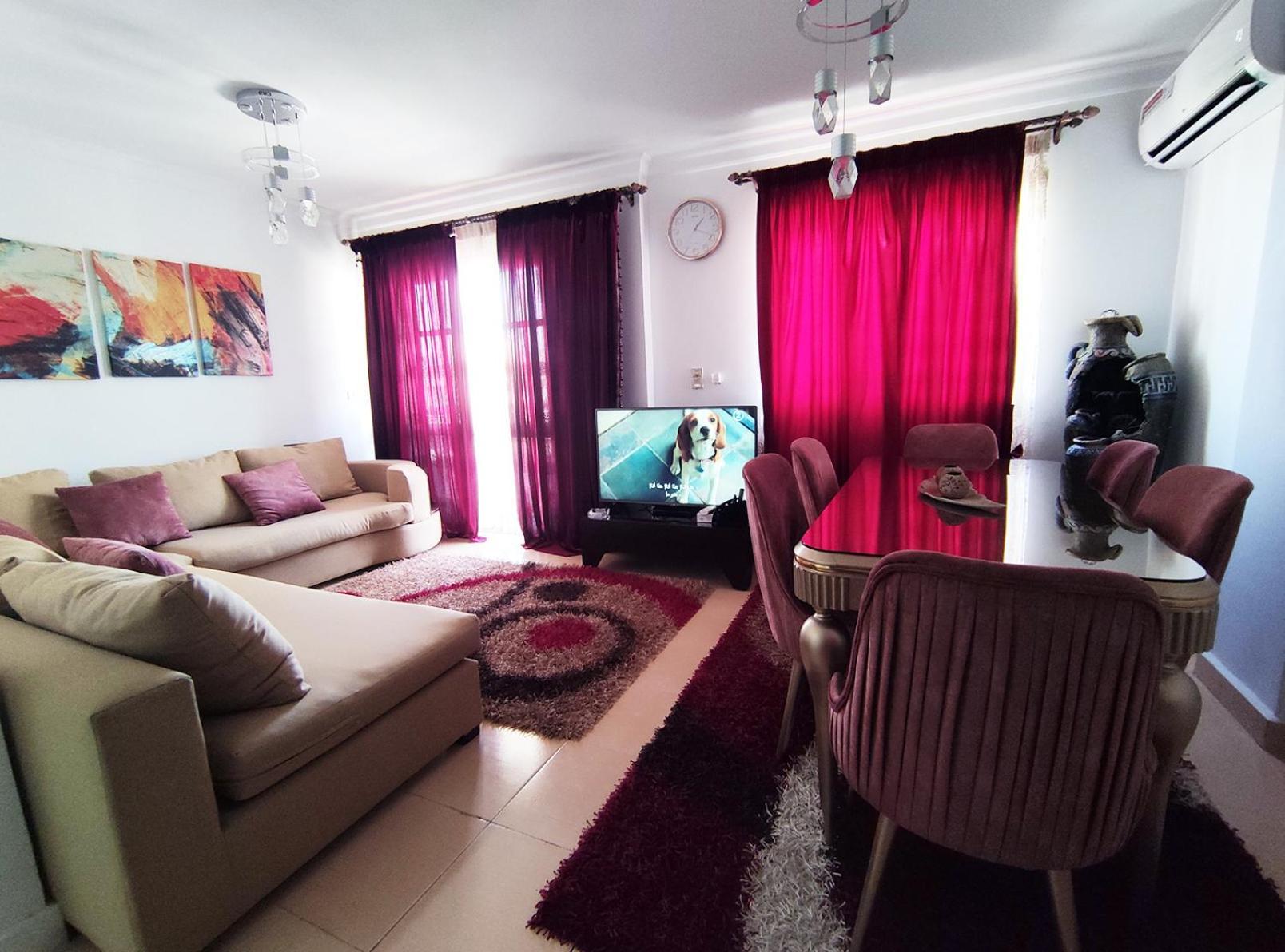 Apartment Madinty View: Family-friendly Air-conditioned *